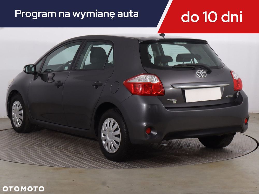 Toyota Auris - 6