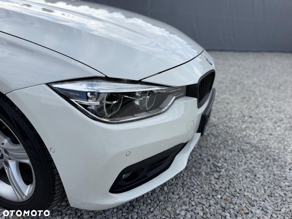 BMW Seria 3 318d Luxury Line - 5