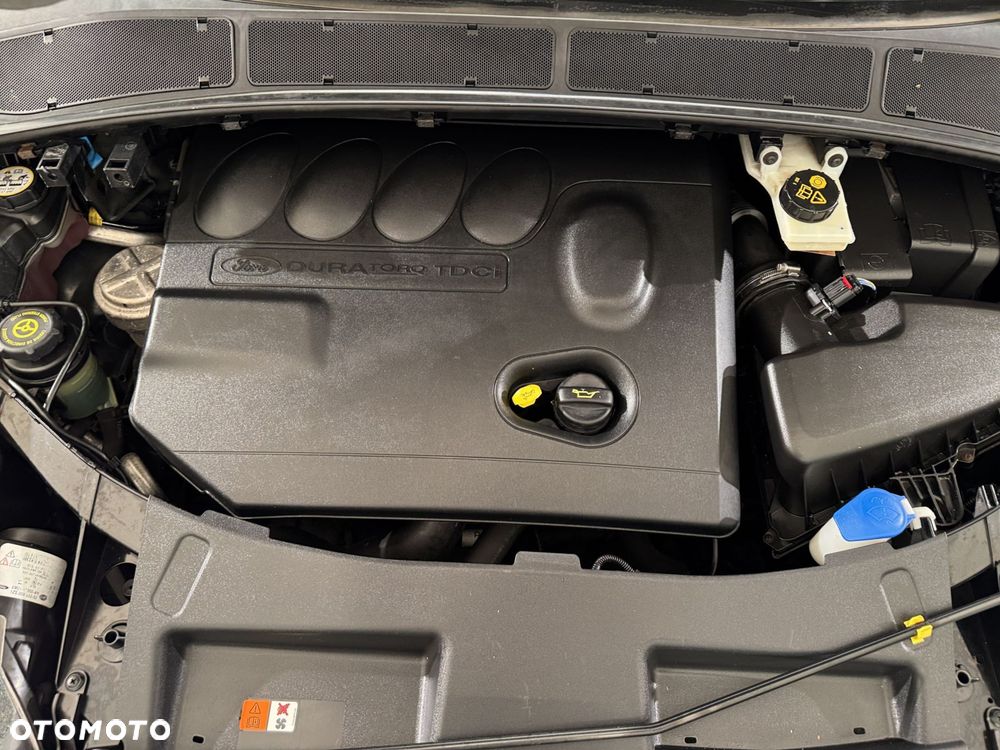 Ford S-Max - 24