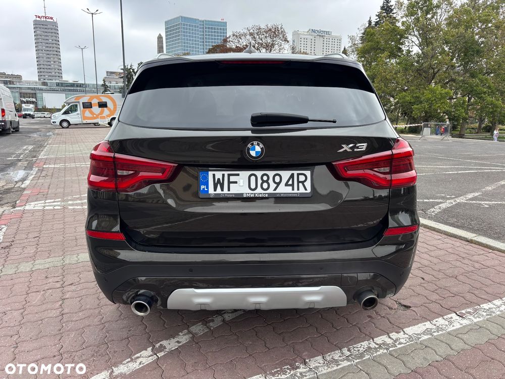 BMW X3 xDrive20i Luxury Line - 5