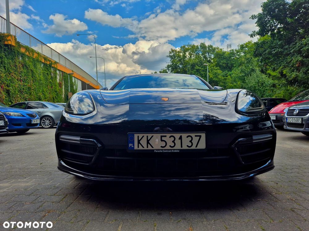 Porsche Panamera 4 Platinum Edition - 5