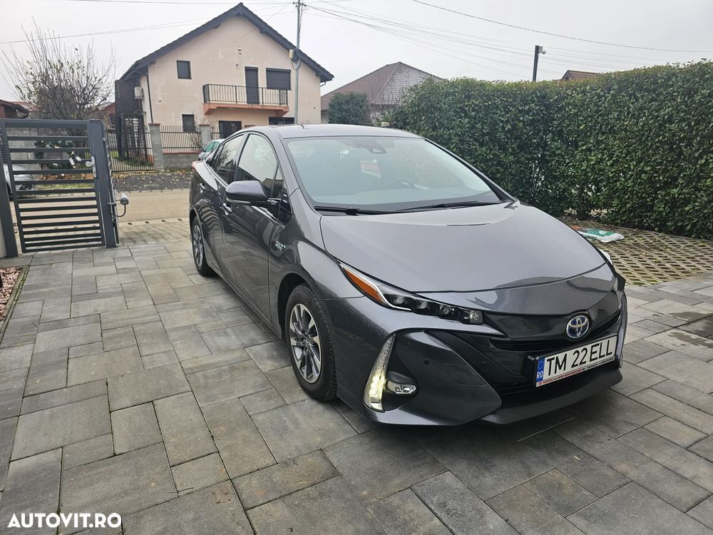 Toyota Prius Plug-in Hybrid Executive - 1