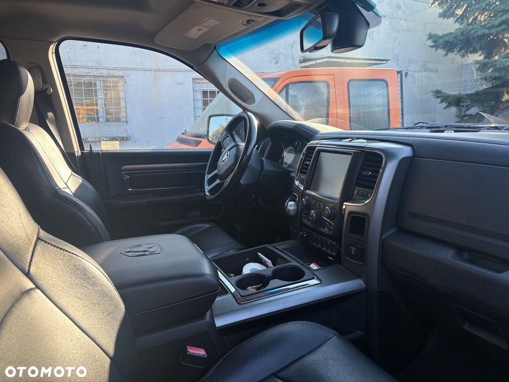 Dodge RAM 5.7 4x4 - 9