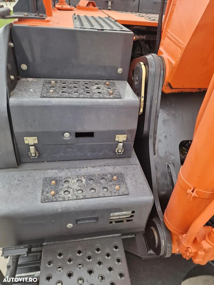 Hitachi ZX350LCN-6, 2018, 8.929h, INGUST 2,99m, CUPLA RAPIDA, cupa 2mc, ad sapare 8m, 2 inst hidr pe brate, ridica 20t, 3 camere, Masa operationala 36,5t, motor Isuzu 283CP, 3 pompe hidr,posibilitate leasing 3 ani, STARE FOARTE BUNA, PROMOTIE 99.000 EUR+tva - 30