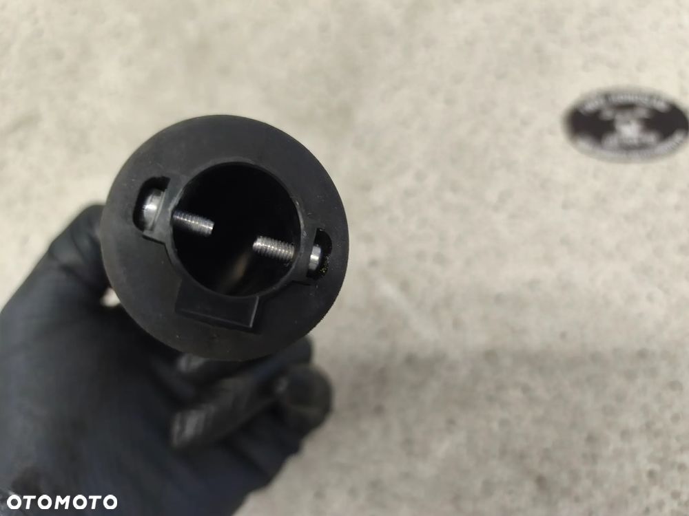 Manetka lewa Triumph Trident 660 2022 - 12