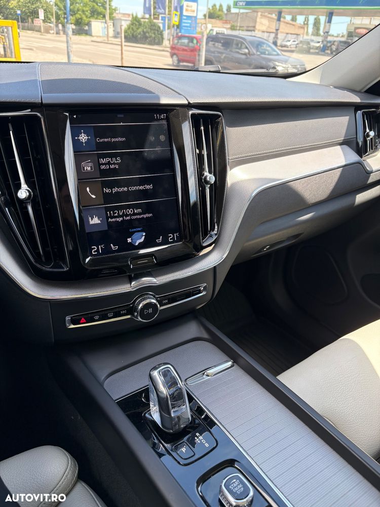 Volvo XC 60 T8 Twin Engine AWD Inscription - 8