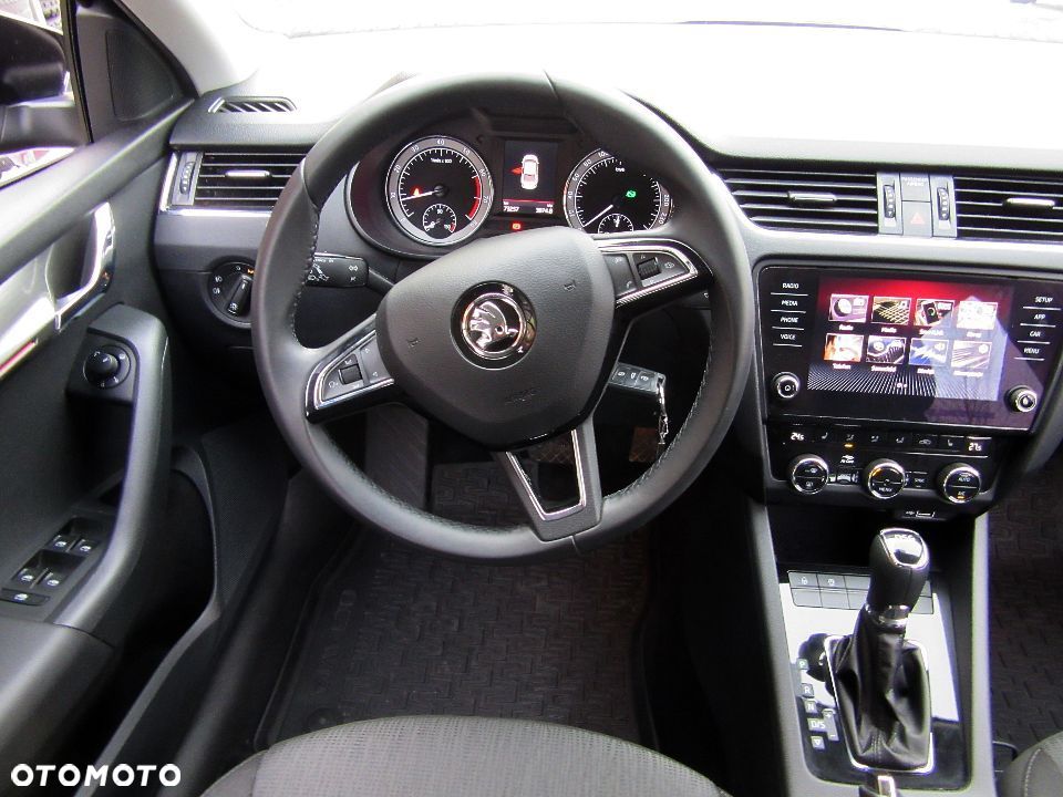 Skoda Octavia 1.8 TSI Style DSG - 11