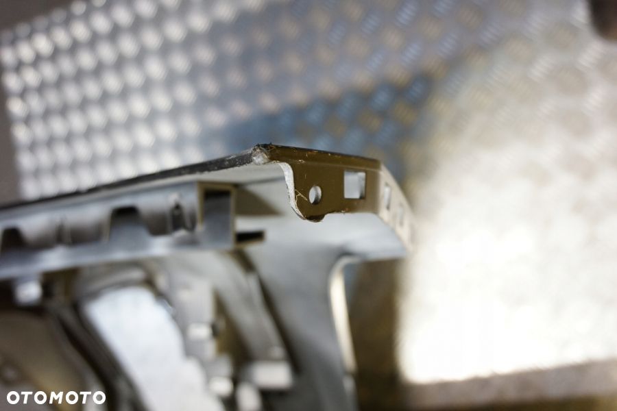 CHEVROLET TAHOE SUBURBAN 2015 - 2020 Zderzak Przód Przedni Atrapa 84408066 - 10