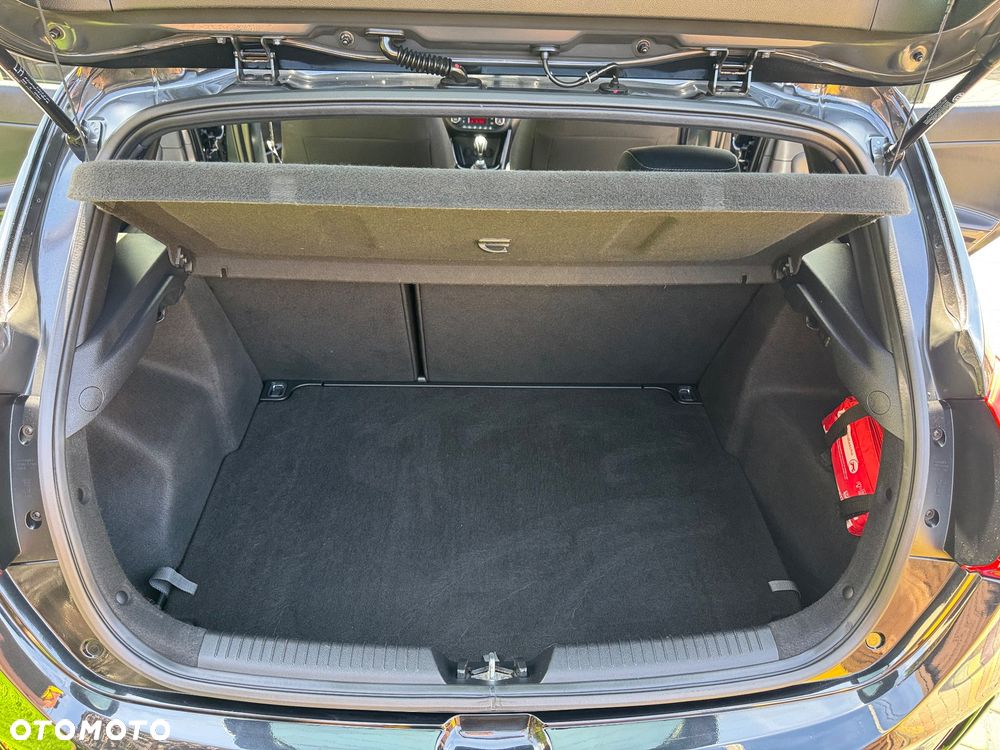 Kia Ceed 1.6 CRDi 136 ISG GT Line - 19