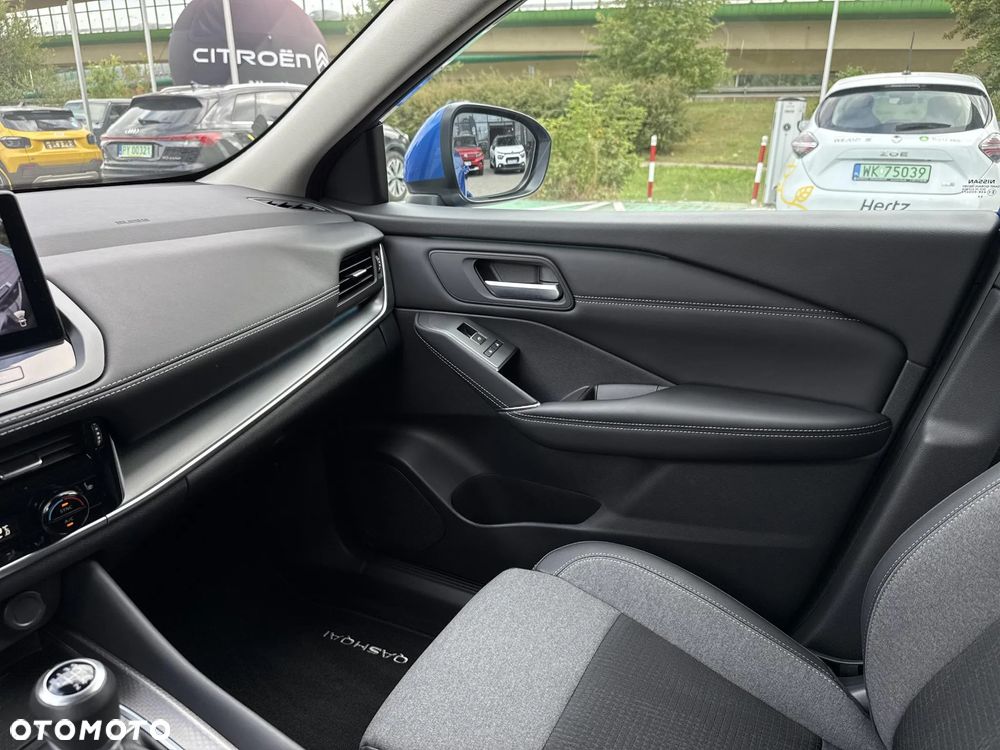 Nissan Qashqai 1.3 DIG-T mHEV N-Connecta - 27
