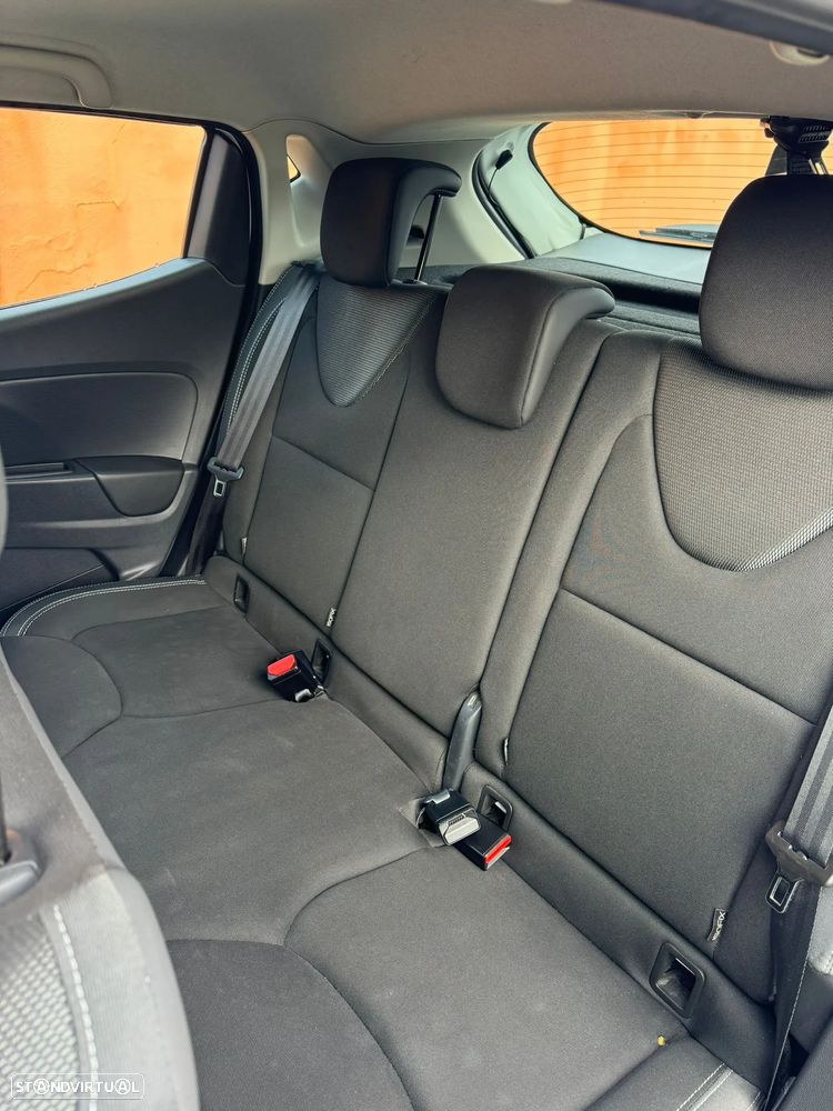 Renault Clio (Energy) dCi 90 Start & Stop INTENS - 9