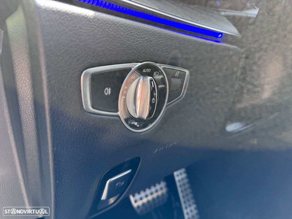 Mercedes-Benz E 220 d AMG Line - 29