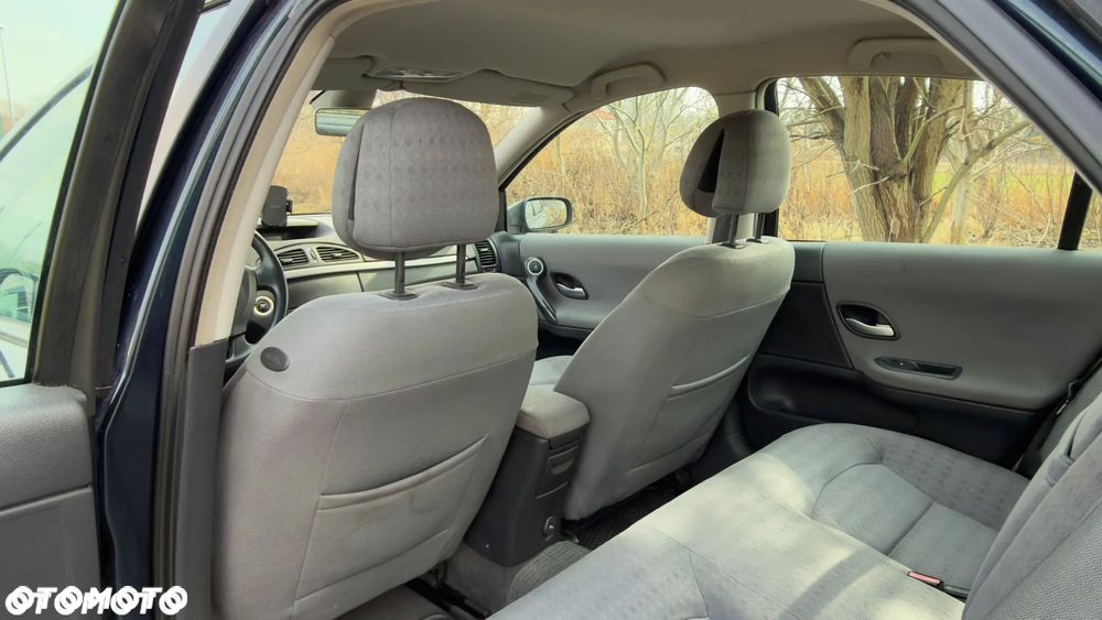 Renault Laguna 2.0 16V Expression - 13
