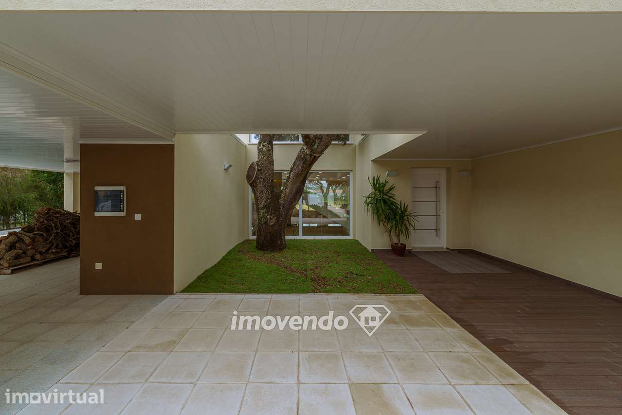 Moradia de luxo T5 com piscina, no Condomínio Golfe do Montado - Grande imagem: 4/60