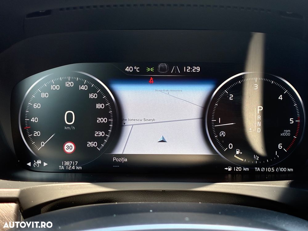 Volvo V90 D5 AWD Inscription - 31