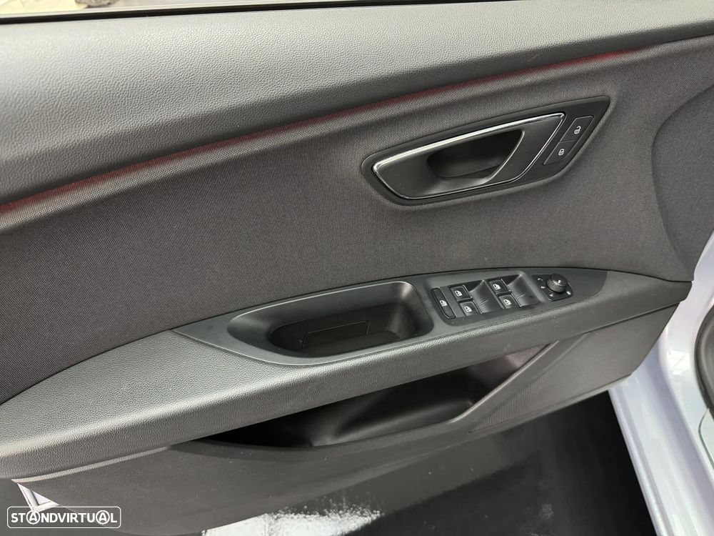 SEAT Leon ST 1.6 TDI FR DSG S/S - 7