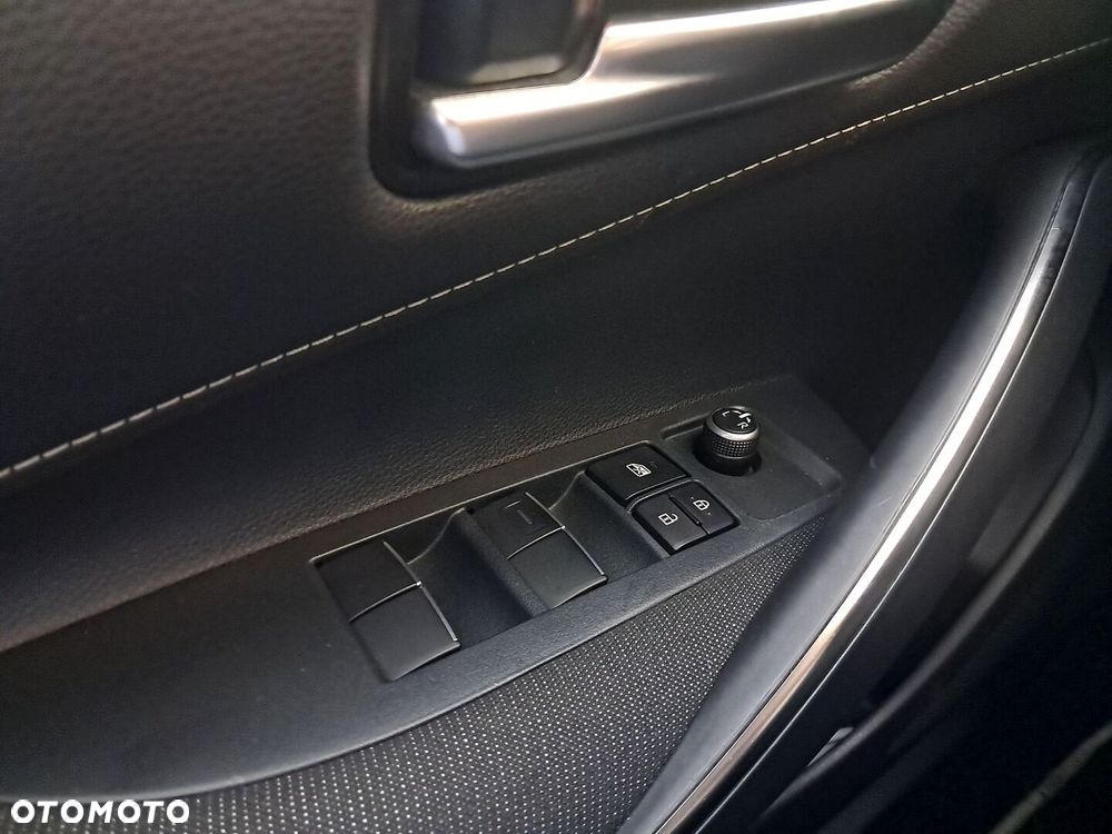 Toyota Corolla 1.8 Hybrid Comfort - 14