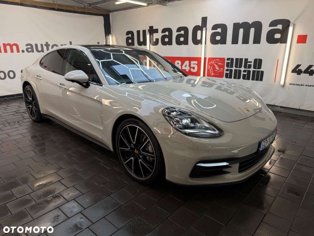Porsche Panamera - 5