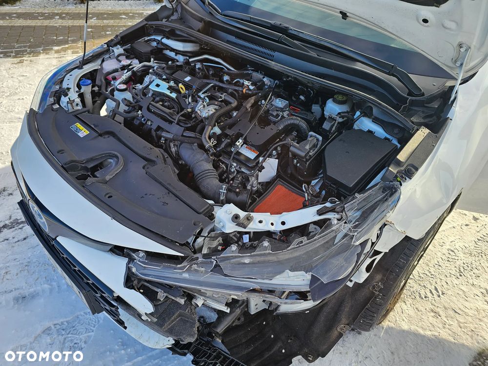 Toyota Corolla 2.0 Hybrid Style - 25