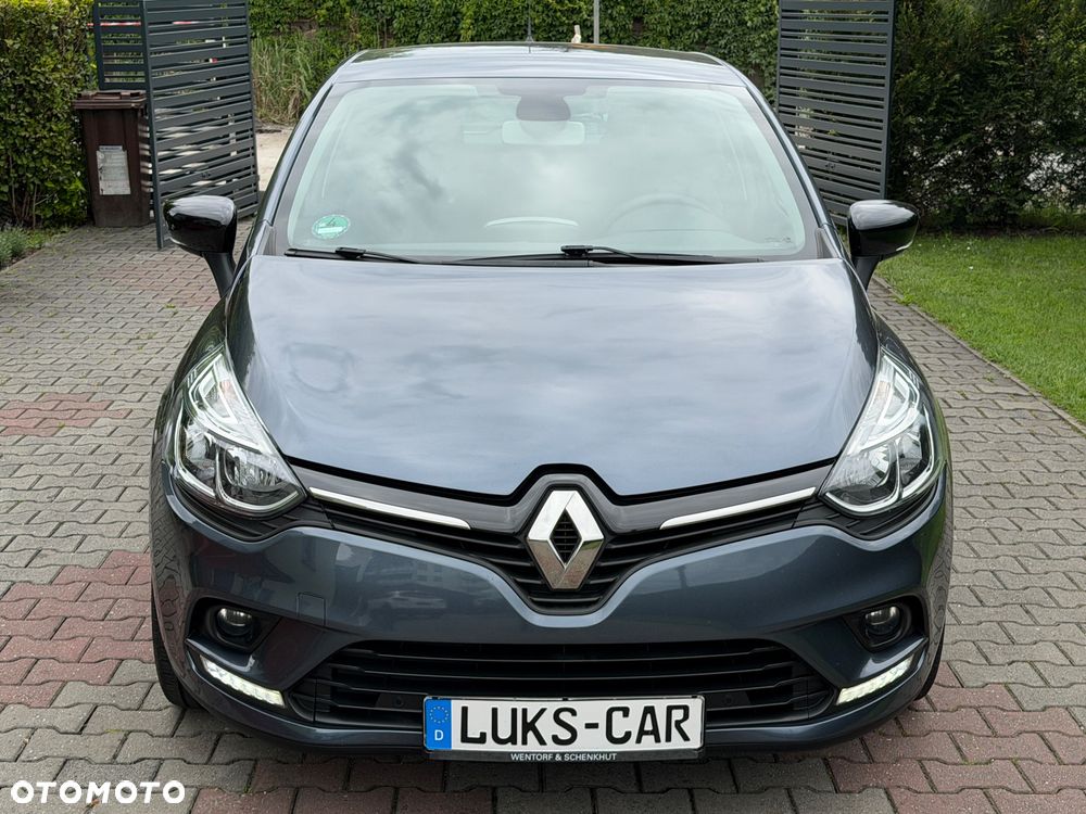 Renault Clio 1.2 16V 75 Limited - 8