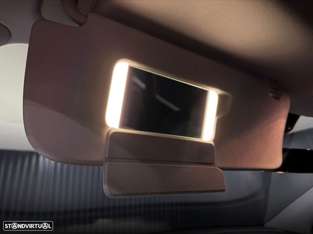 Tesla Model Y Standard - 30