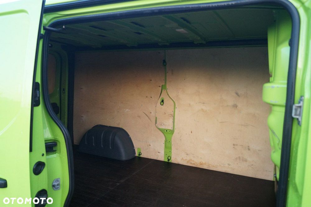 Renault Trafic - 15