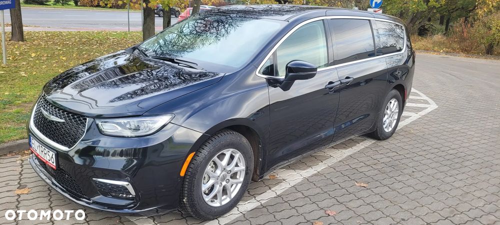 Chrysler Pacifica 2023 photo 3