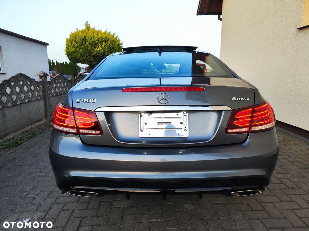 Mercedes-Benz Klasa E 400 4Matic 9G-TRONIC AMG Line - 4