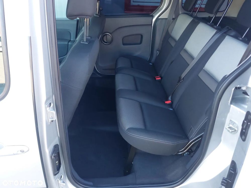 Renault Kangoo 1.2 TCE Zen Eu6 - 18