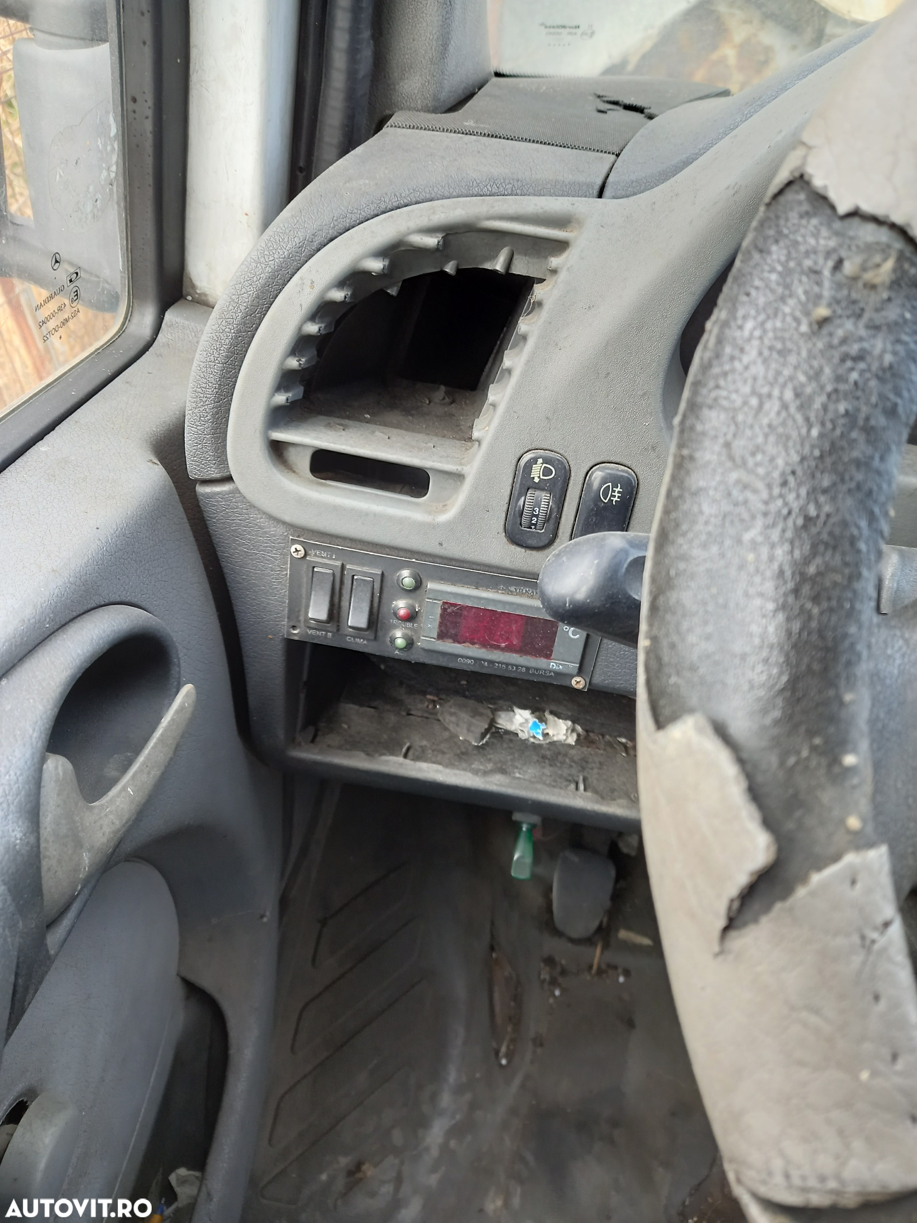 Dezmembrari  Mercedes-Benz SPRINTER (W903)  1995  > 2006 416 CDI Moto - 12