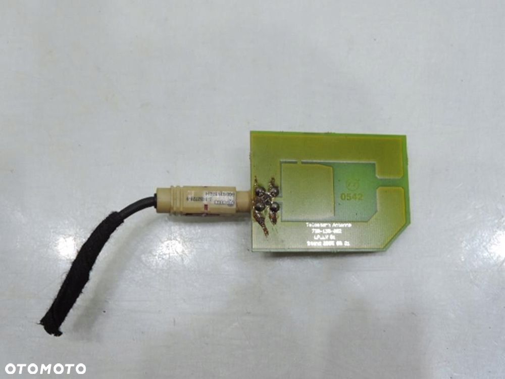 WZMACNIACZ ANTENY AUDI A6 C6 4F5035225E - 1