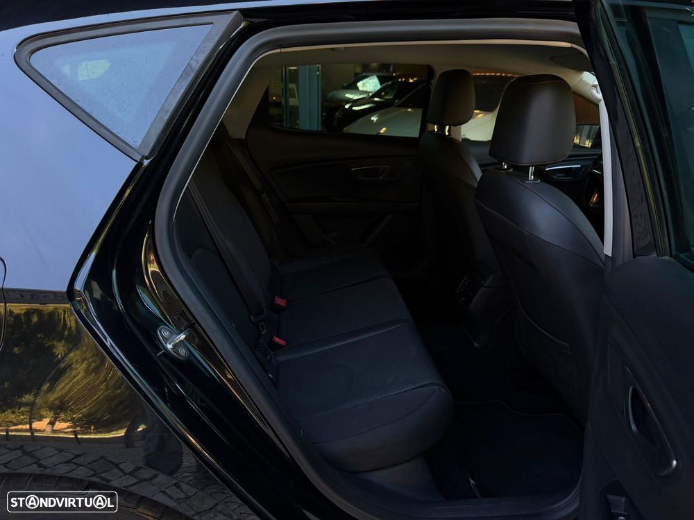 SEAT Leon 2.0 TDI DPF FR - 11