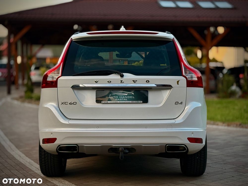 Volvo XC 60 D4 Drive-E Momentum - 16