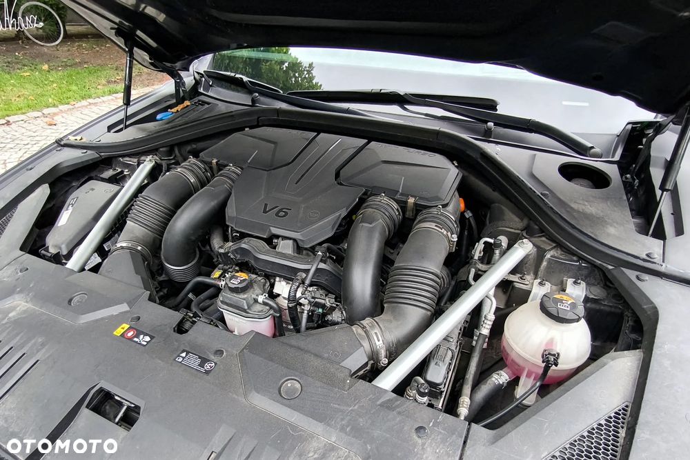 Genesis GV70 - 24