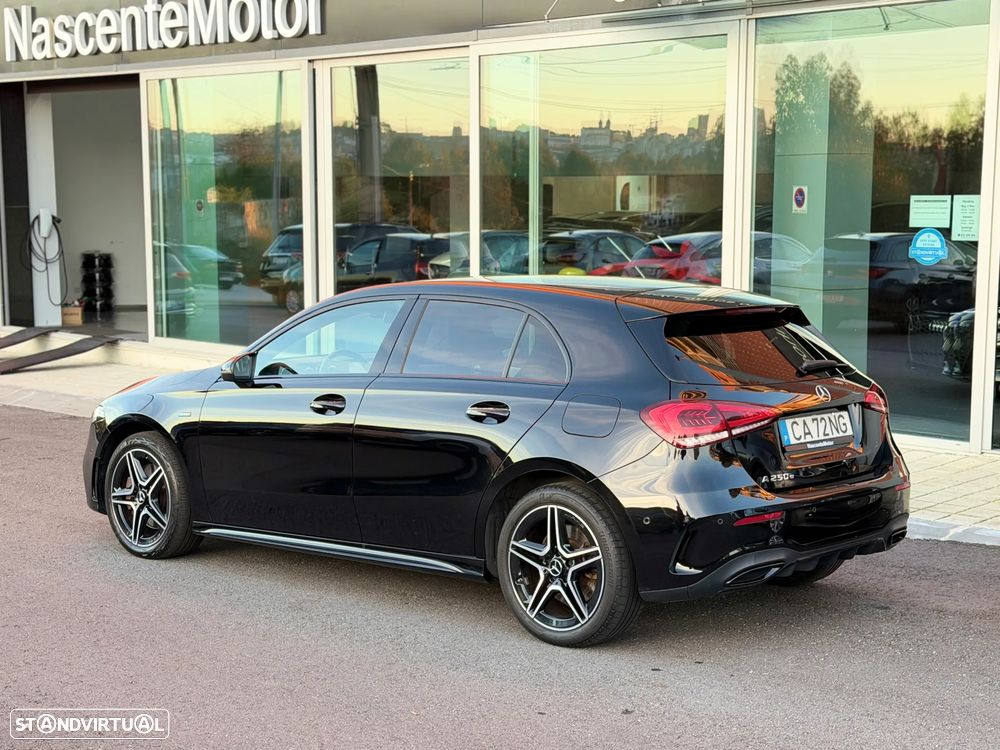 Mercedes-Benz A 250 e AMG Line - 11