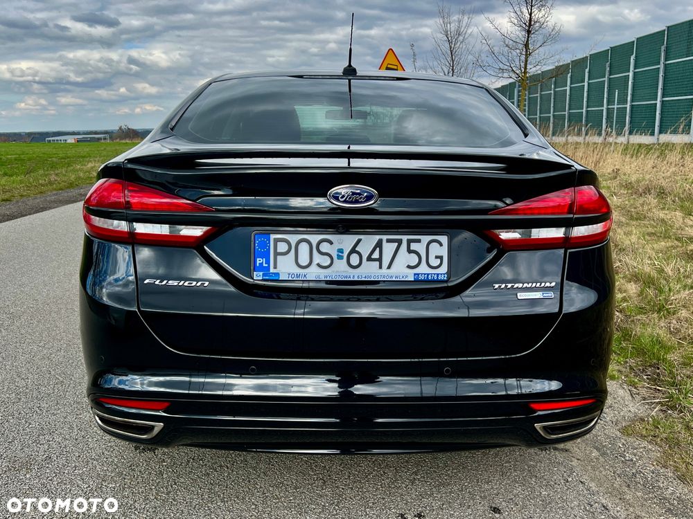 Ford Fusion - 10
