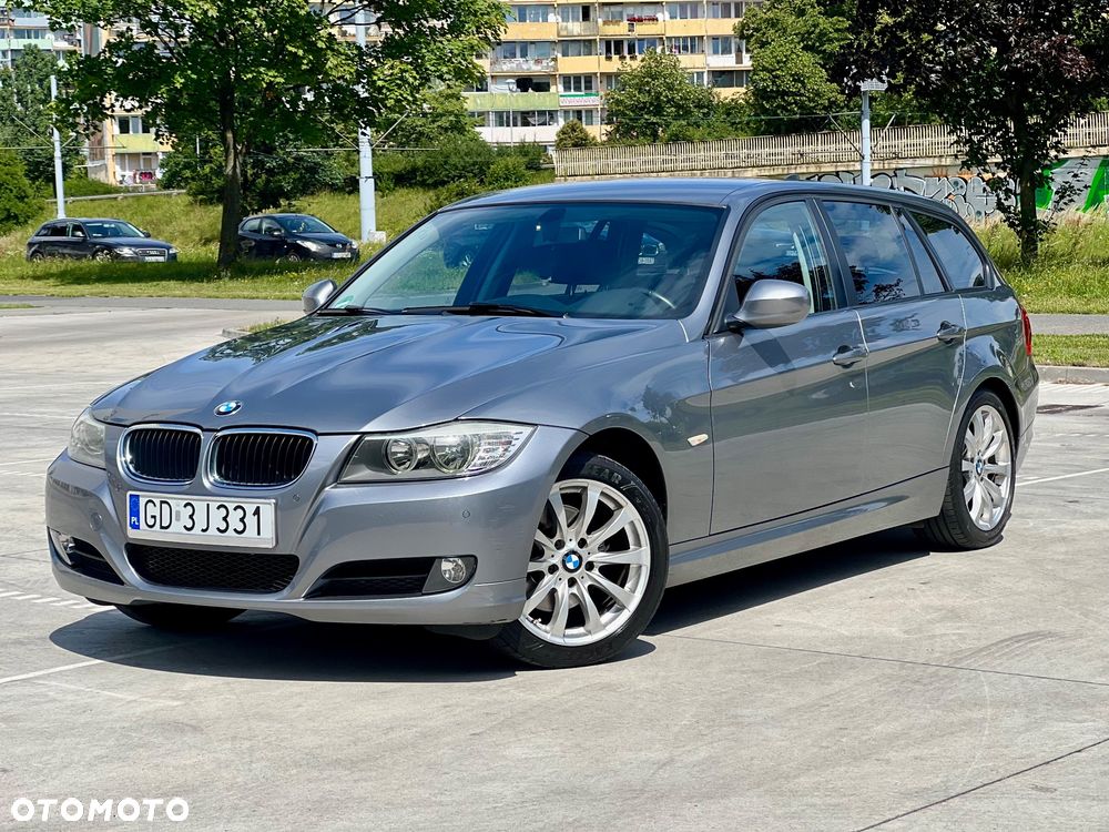BMW Seria 3 318d - 1