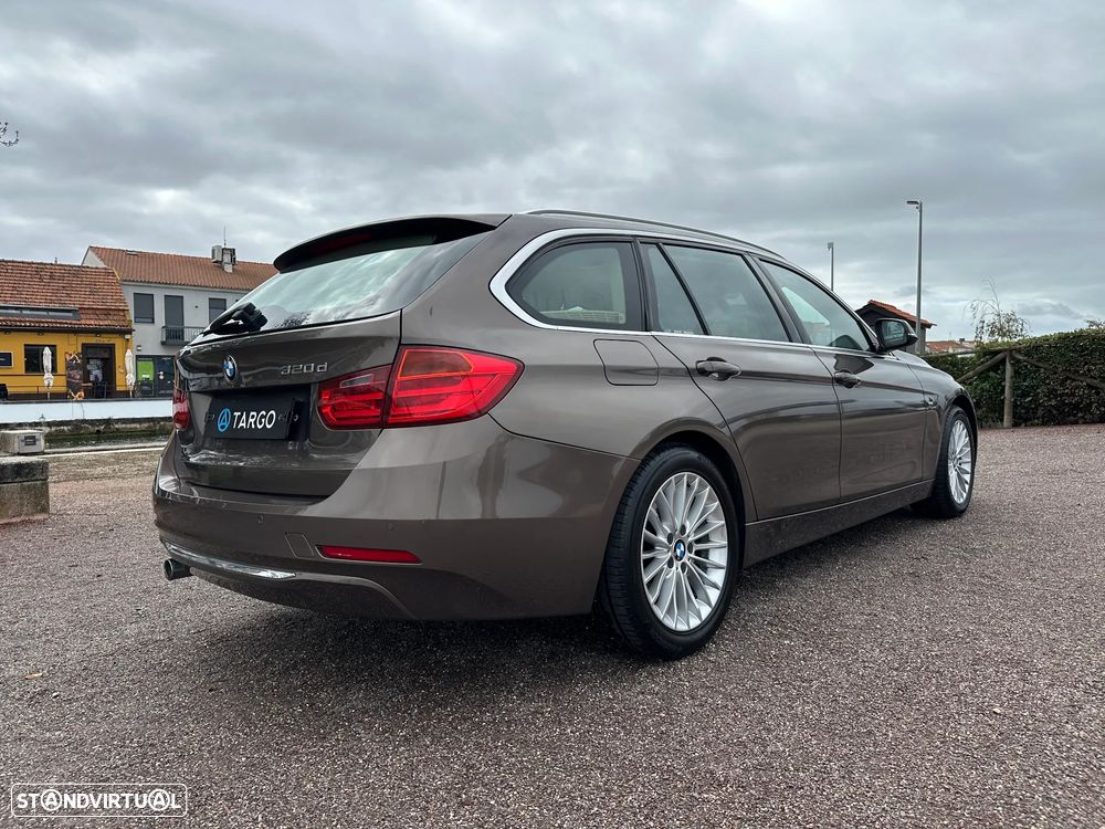 BMW 320 d Touring Auto Line Luxury - 42