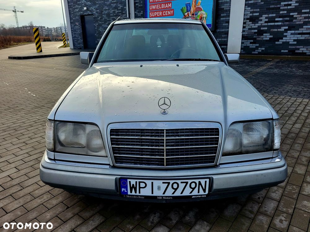 Mercedes-Benz Klasa E - 2