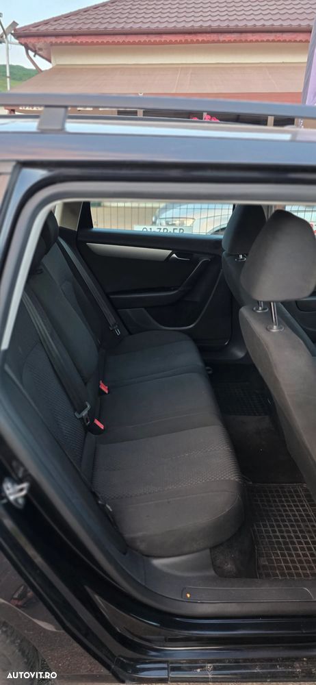 Volkswagen Passat 2.0 Blue TDI SCR Comfortline - 8