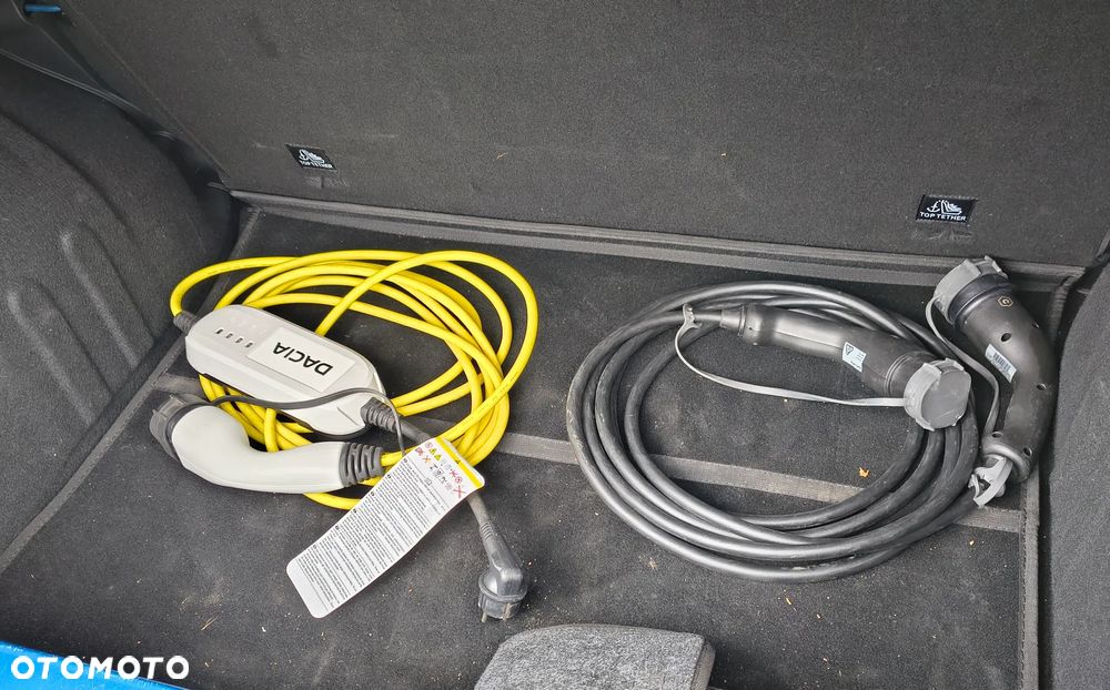 Dacia Spring 27.4kWh Comfort Plus - 37