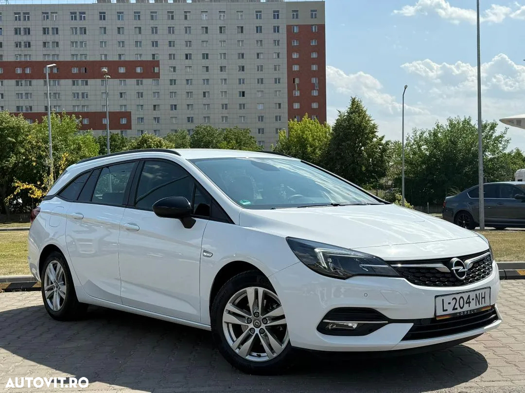 Opel Astra 1.2 Turbo Start/Stop Sports Tourer Design&Tech - 8