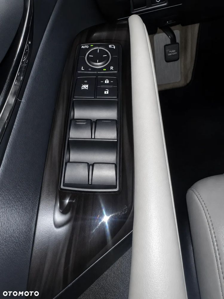 Lexus RX 450h (hybrid) Executive Line - 14