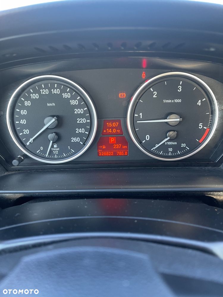 BMW Seria 5 520d - 16