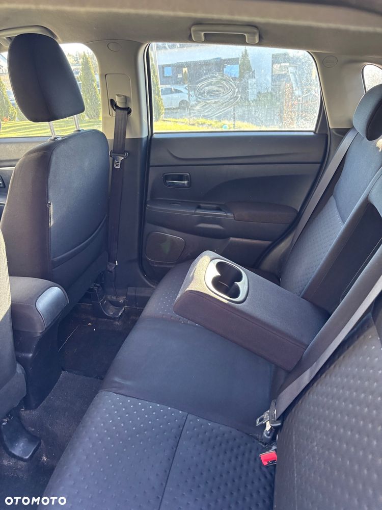 Mitsubishi ASX 1.6 ARCTIC - 9