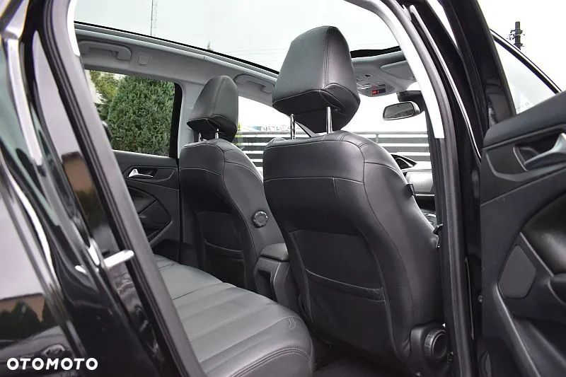 Peugeot 308 SW 1.6 BlueHDi Allure S&S - 22