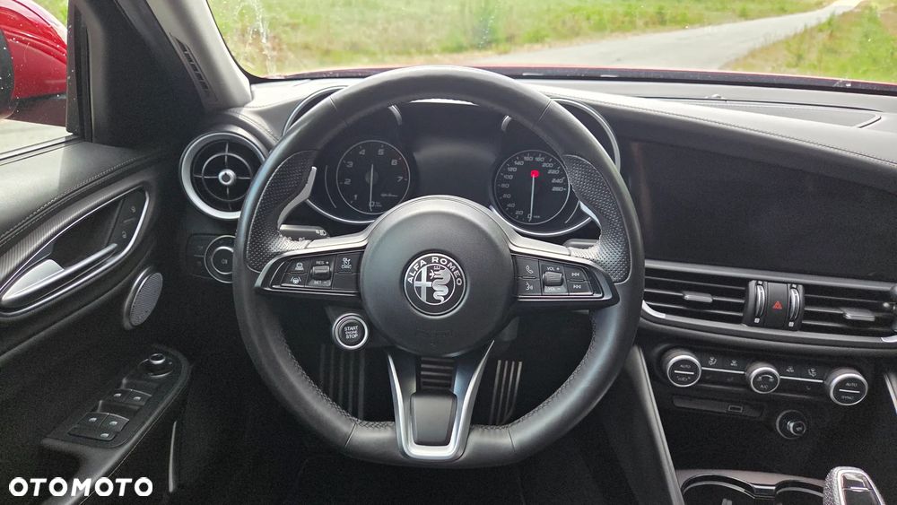 Alfa Romeo Giulia 2.0 Turbo Veloce Q4 - 18
