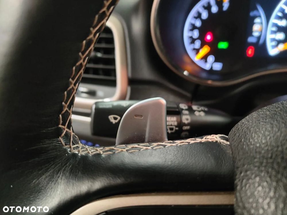 Jeep Grand Cherokee - 18