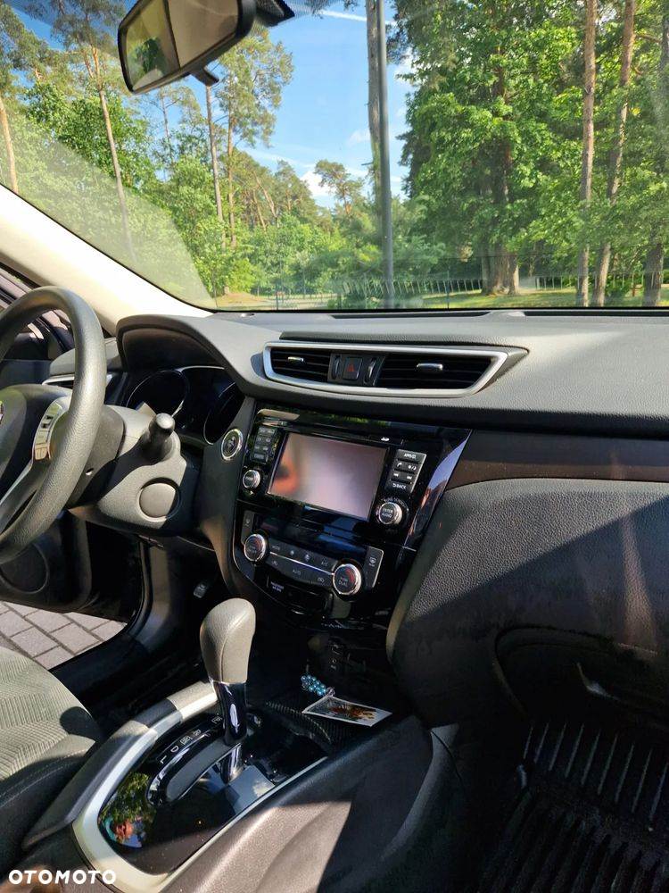 Nissan Rogue - 14