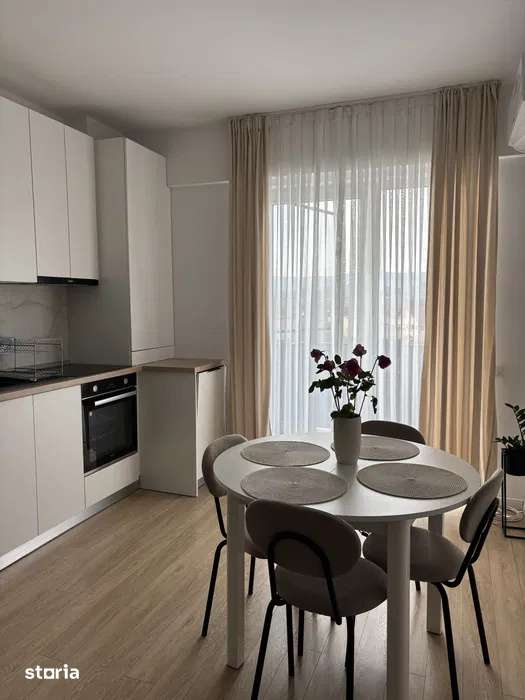 Apartament de vanzare 2 camere 41mp , balcon 5mp zona Marasti Campina — fotografia 1